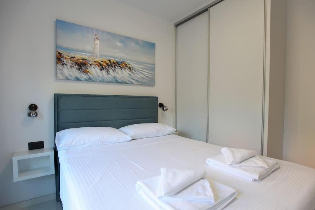 Luxury Villa Lana Apt, Seaview Terrace, Large Outdoor Space, Bbq Trogir Exterior photo